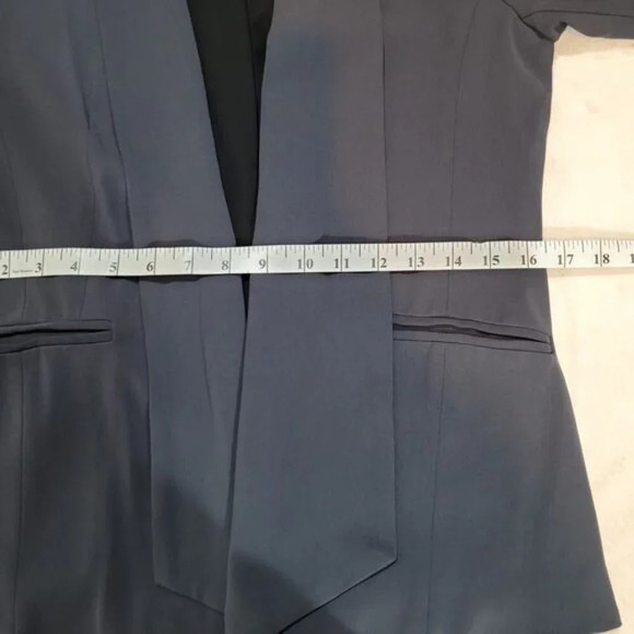 Studio by Le Chateau Gray Open Blazer - Size Small - Picture 7 of 8